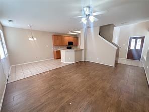 Foto del edificio - 14420 Birch Knoll Ln