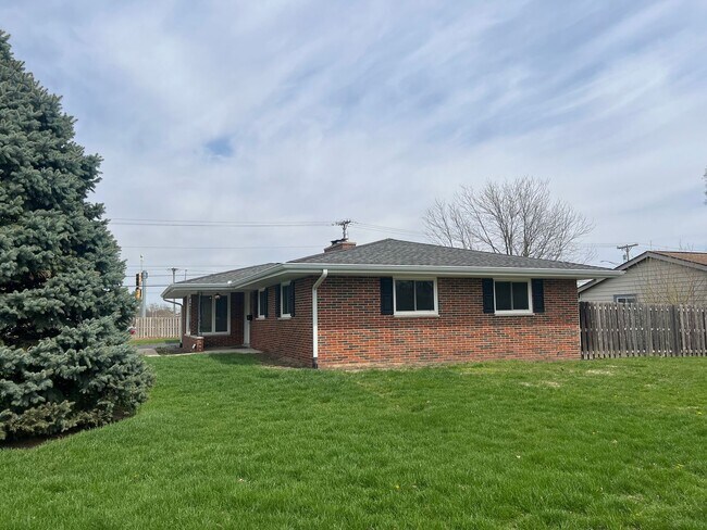 Foto del edificio - DING DING DING! Bells and Whistles!