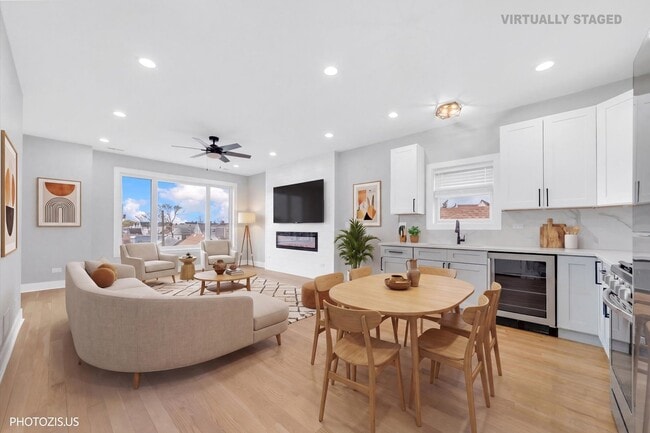 Foto del edificio - 4942 W Belden Ave