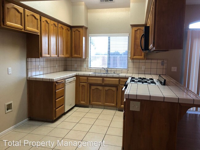 Foto del edificio - 3 br, 2 bath House - 746 S. Latimer St