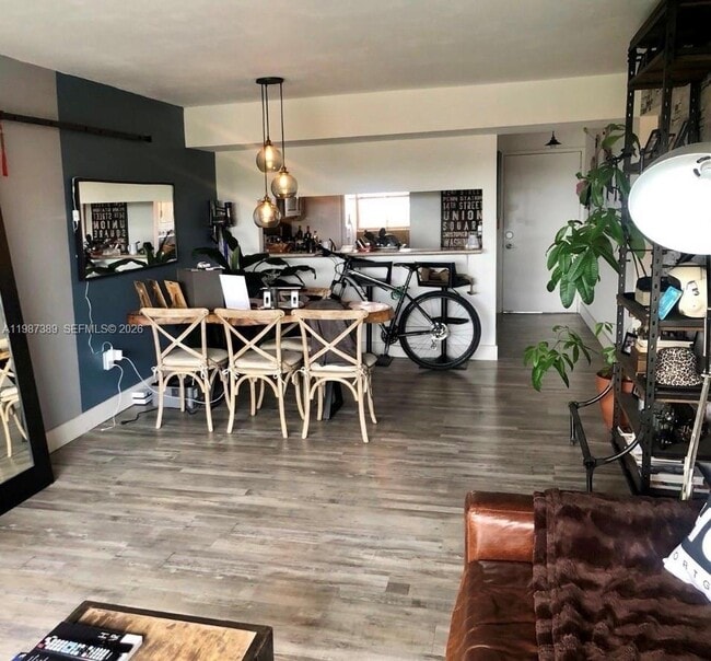 Building Photo - 10317 NW 9th St Cir