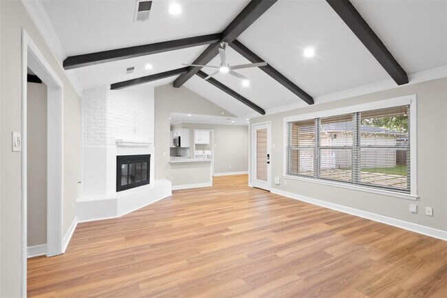 Foto del edificio - 12434 Briar Forest Dr