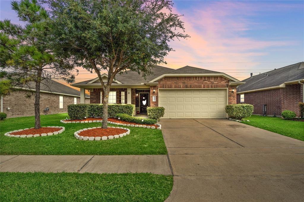 Foto principal - 24806 Tribeca Ln