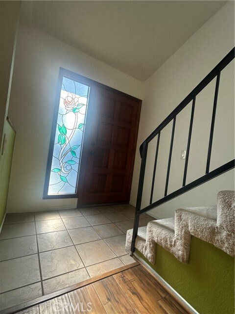 Foto del edificio - 617 Monterey Ave