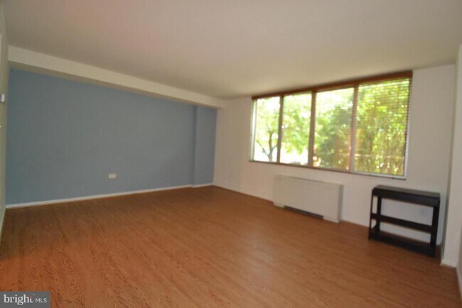 Foto del edificio - 2939 Van Ness St NW