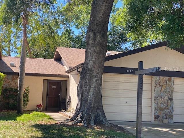 Foto principal - 2027 Dover Ct