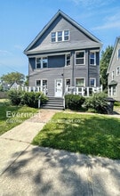 Building Photo - 2216 E 82nd St