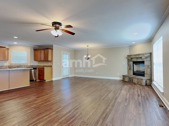 Building Photo - 10916 Parkgate Ln