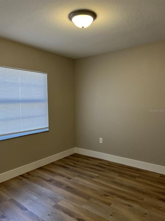 Building Photo - 2241 Crystal Grove Ln