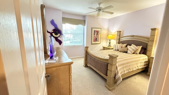 Foto del edificio - 2014 Alta Meadows Ln