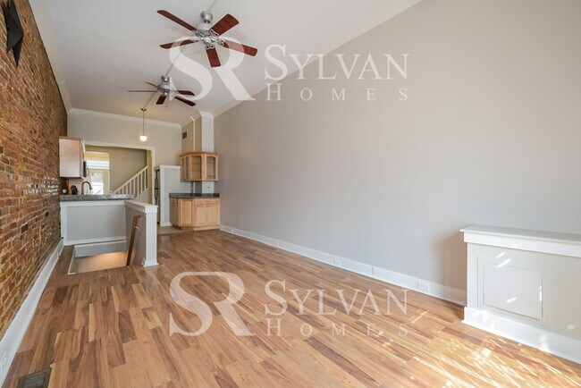 Building Photo - Prepare to be impressed by this 2 bedroom,...