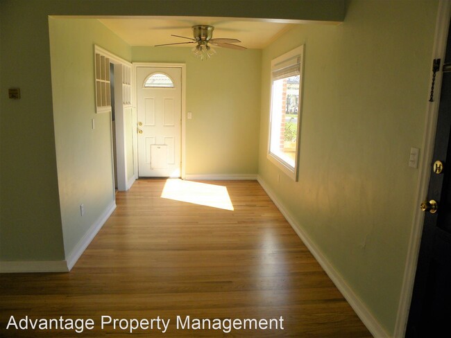 Building Photo - 2 br, 1 bath House - 2013 NW Tyler Ave