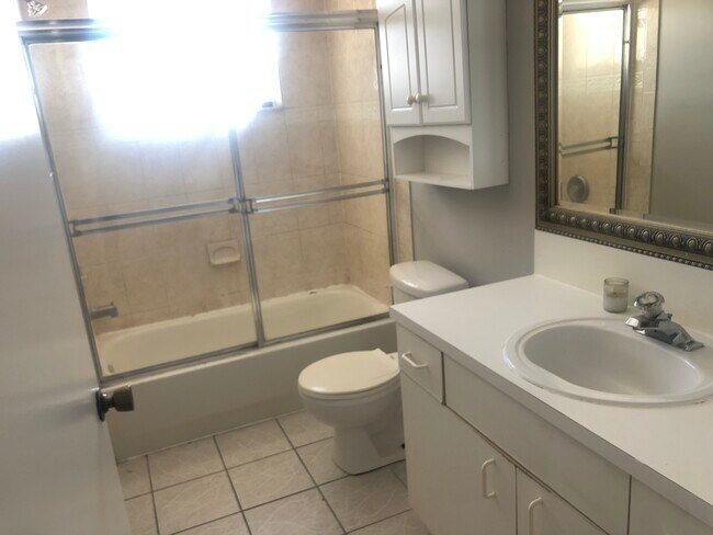 Foto del edificio - 4109 Eastridge Cir