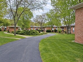 Building Photo - 1217 Island Dr