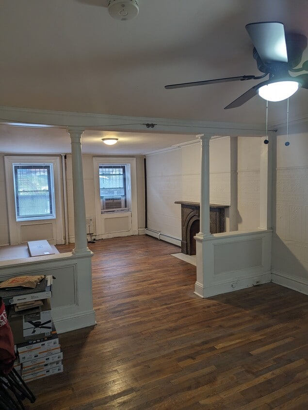Primary Photo - 134 Mercer St