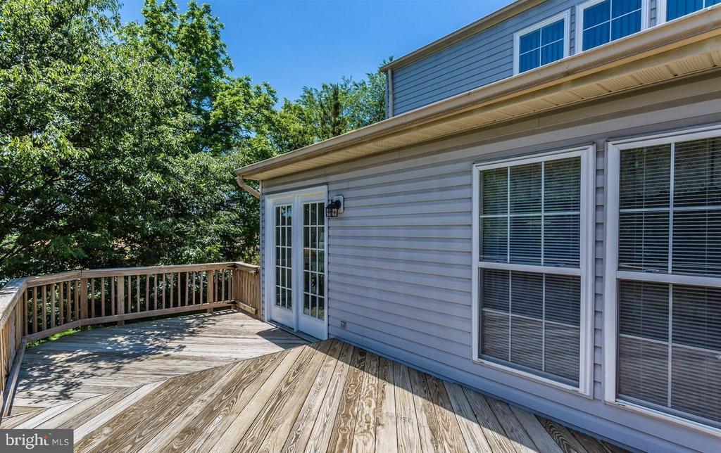 Building Photo - 6632 Granville Ct