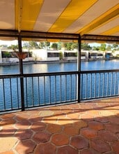 Building Photo - 15504 Sharpecroft Dr