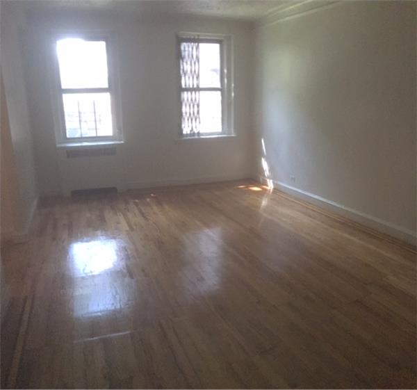 Foto del edificio - 2245 Creston Ave