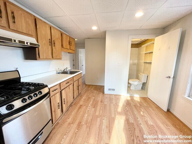 Foto del edificio - 105 Buttonwood St