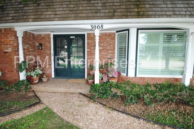 Building Photo - 3008 Red Rock Cir