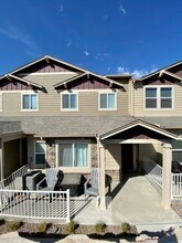 Building Photo - 2122 Birmingham Loop