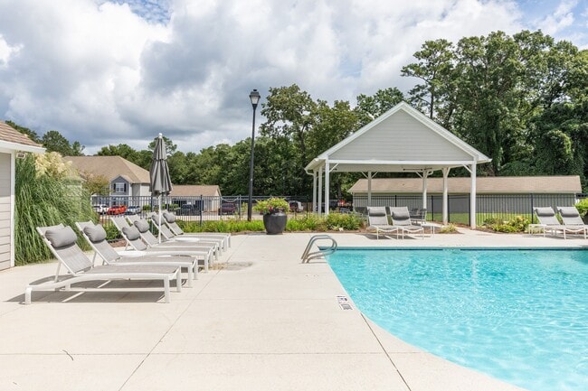 Building Photo - Northwood Apartment Homes