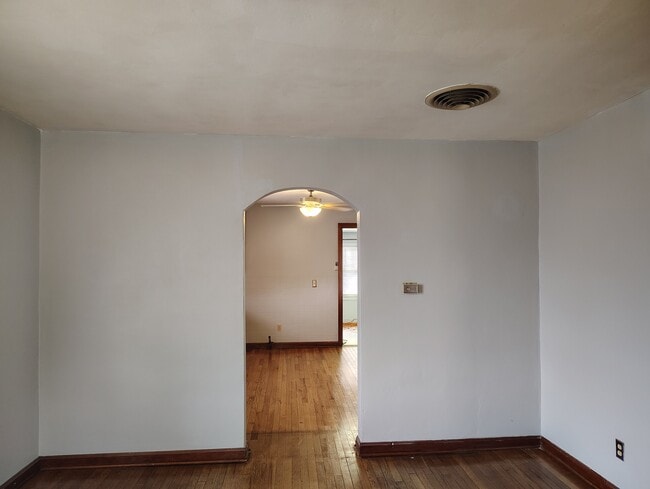 Foto del edificio - 4700 Ross Ave