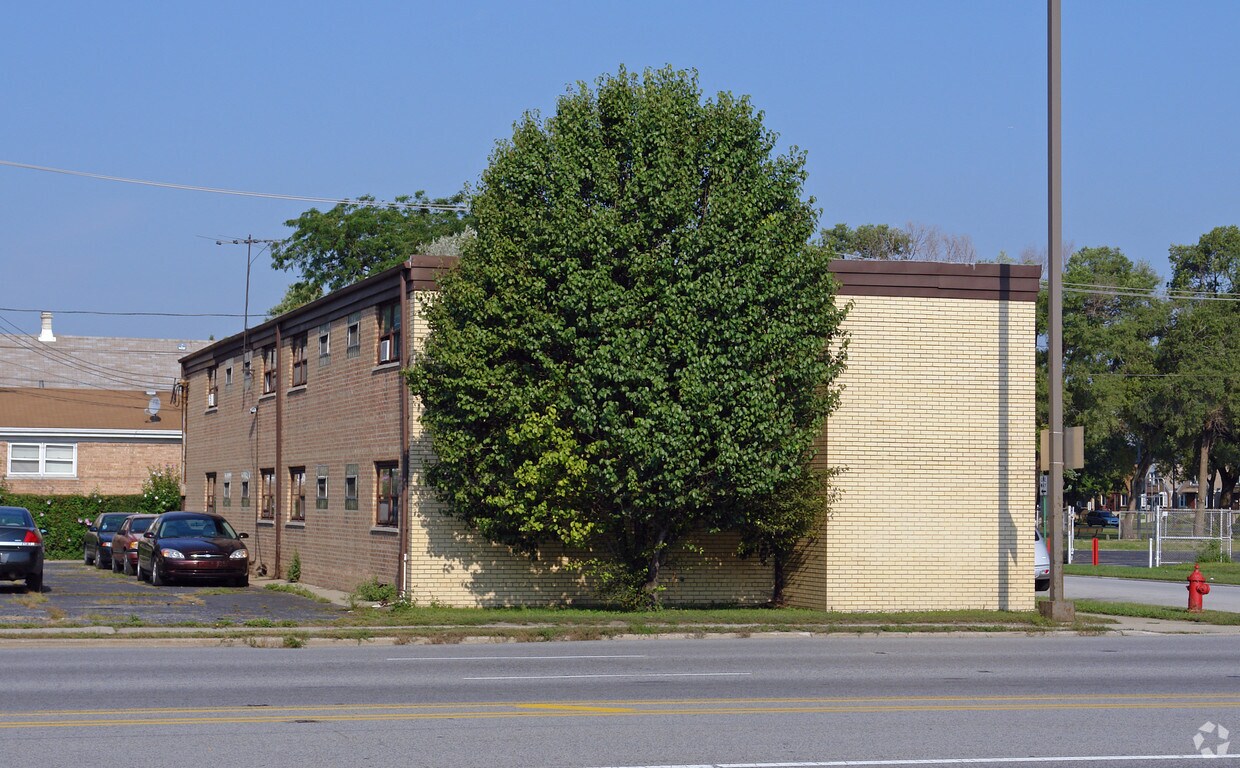 Foto del edificio - 6100 S Harlem Ave