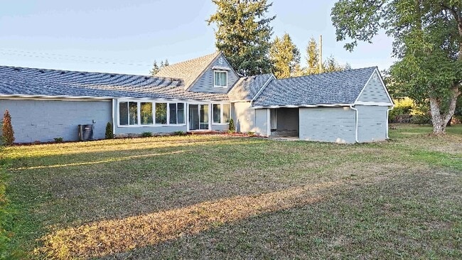 Photo - 21605 NE 83rd St House
