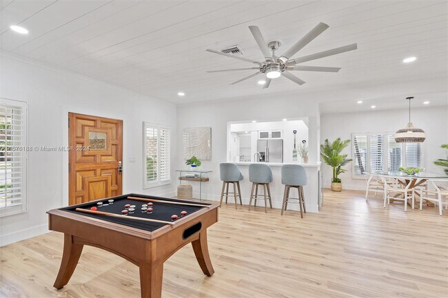 Building Photo - 2513 SE 12th St