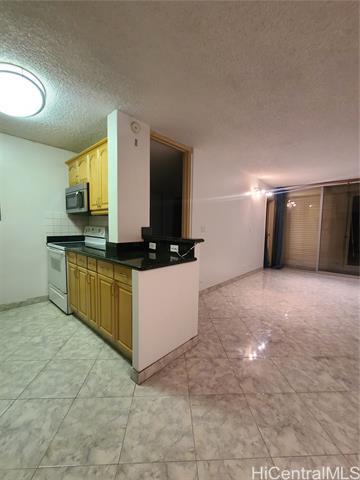Building Photo - 775 Kinalau Pl