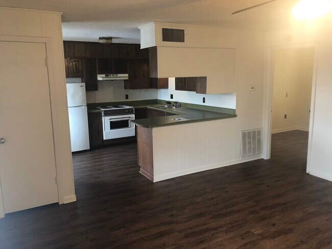 Foto del edificio - 609 E Race Ave