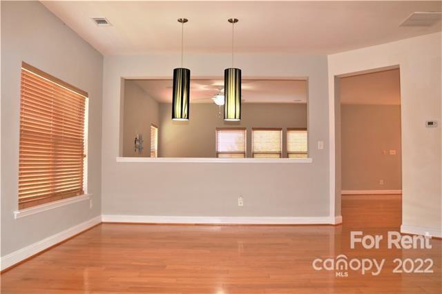 Foto del edificio - 12822 Cumberland Cove Dr