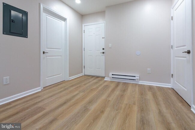 Foto del edificio - 602 Broadway