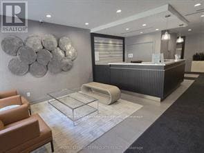 Building Photo - 17 Kenaston Gardens