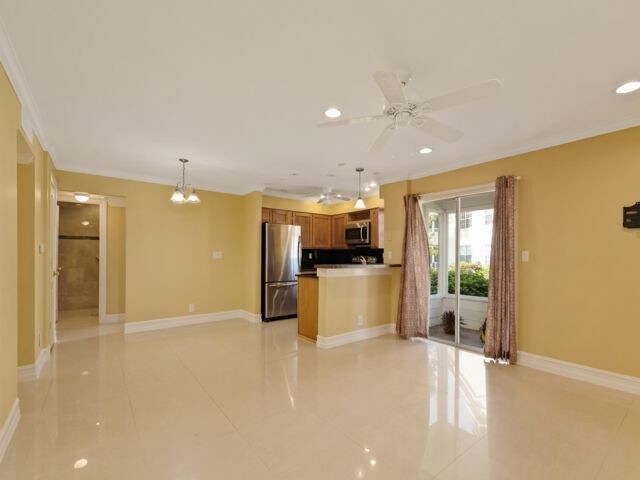 Building Photo - 2094 Rookery Bay Dr