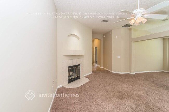 Building Photo - 752 Dewdrop Loop