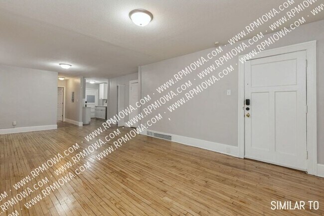 Building Photo - REMODELED!!! Historic Charming 2 Bedroom a...