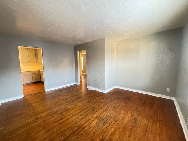 Photo - 2030 NW 25th St Apartment
