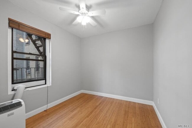 Building Photo - 21-06 35th St