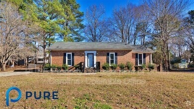 Building Photo - 207 W Royal Tower Dr