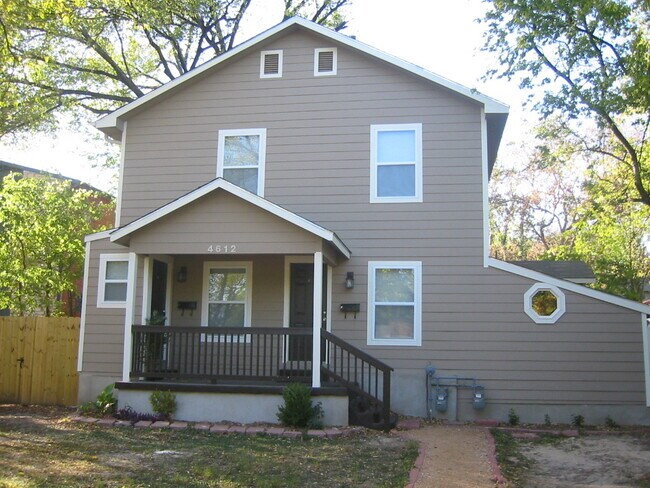 Foto del edificio - 4612 Bennett Ave
