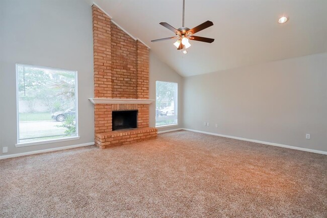 Building Photo - 3014 Misty Park Dr