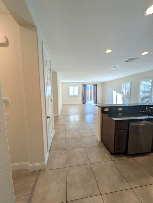 Foto del edificio - 1349 Edelweiss Dr