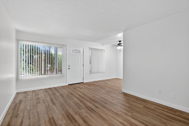 Foto del edificio - 1751 Cabrillo Ave