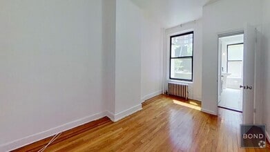 Building Photo - 410 E 59th St