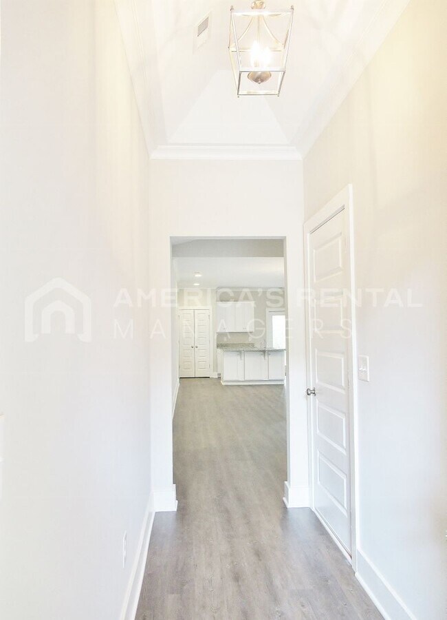 Foto del edificio - Home in Lake Cyrus... SIGN A 13 MONTH LEAS...