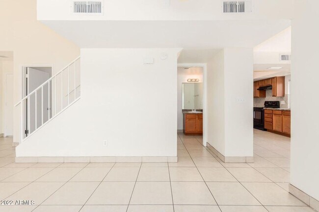 Foto del edificio - 2415 W Greenway Rd