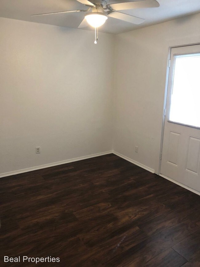 Building Photo - 2 br, 1 bath House - 1516 Broadmoor C