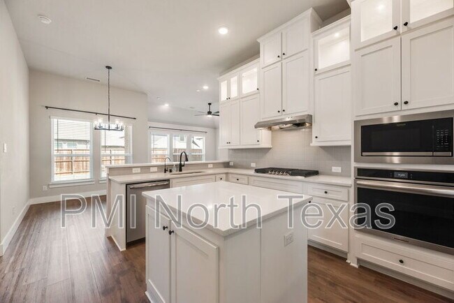 Foto del edificio - 6237 White Creek Drive